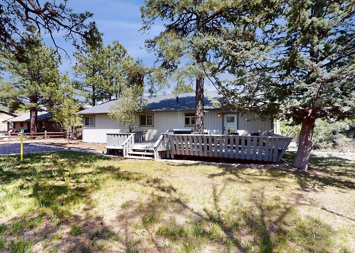 Rock Manor Holiday home *